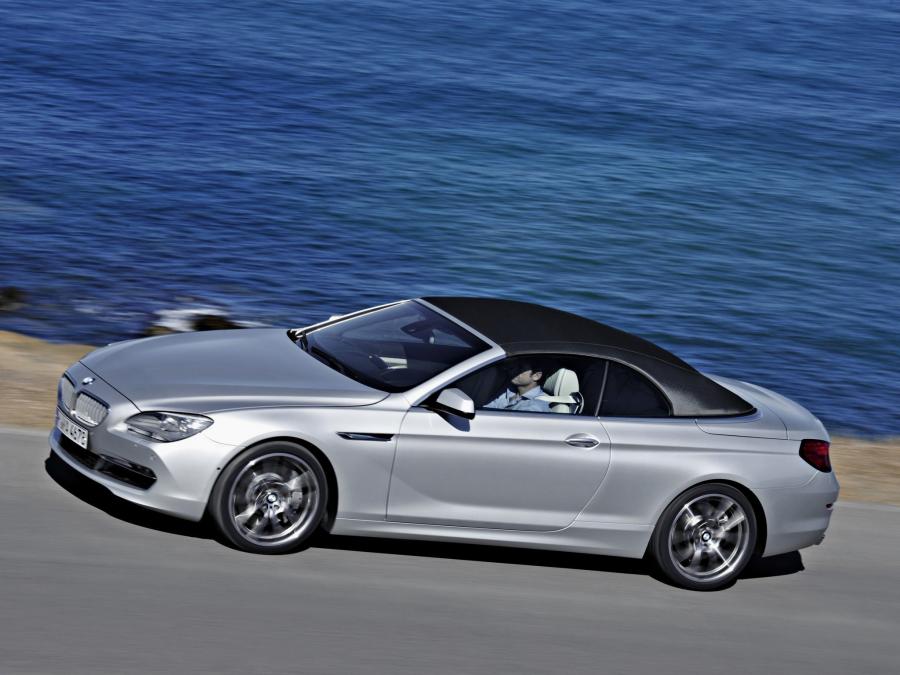  BMW 650i Convertible 2011 года  (фото 13 из 16)